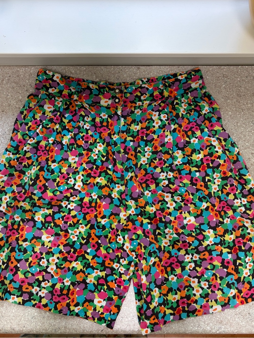Vintage floral shorts